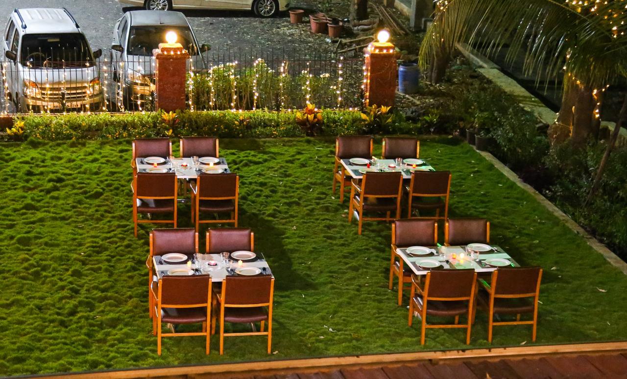 פאנבל Hotel Saheb מראה חיצוני תמונה