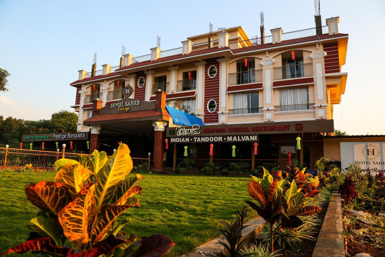 פאנבל Hotel Saheb מראה חיצוני תמונה